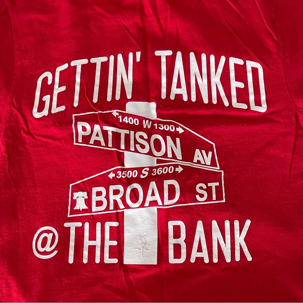 Phillies tshirt - Picture 2 of 2